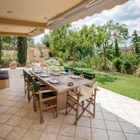 הוילה Family Getaway In Marathon By Ghh מראה חיצוני תמונה