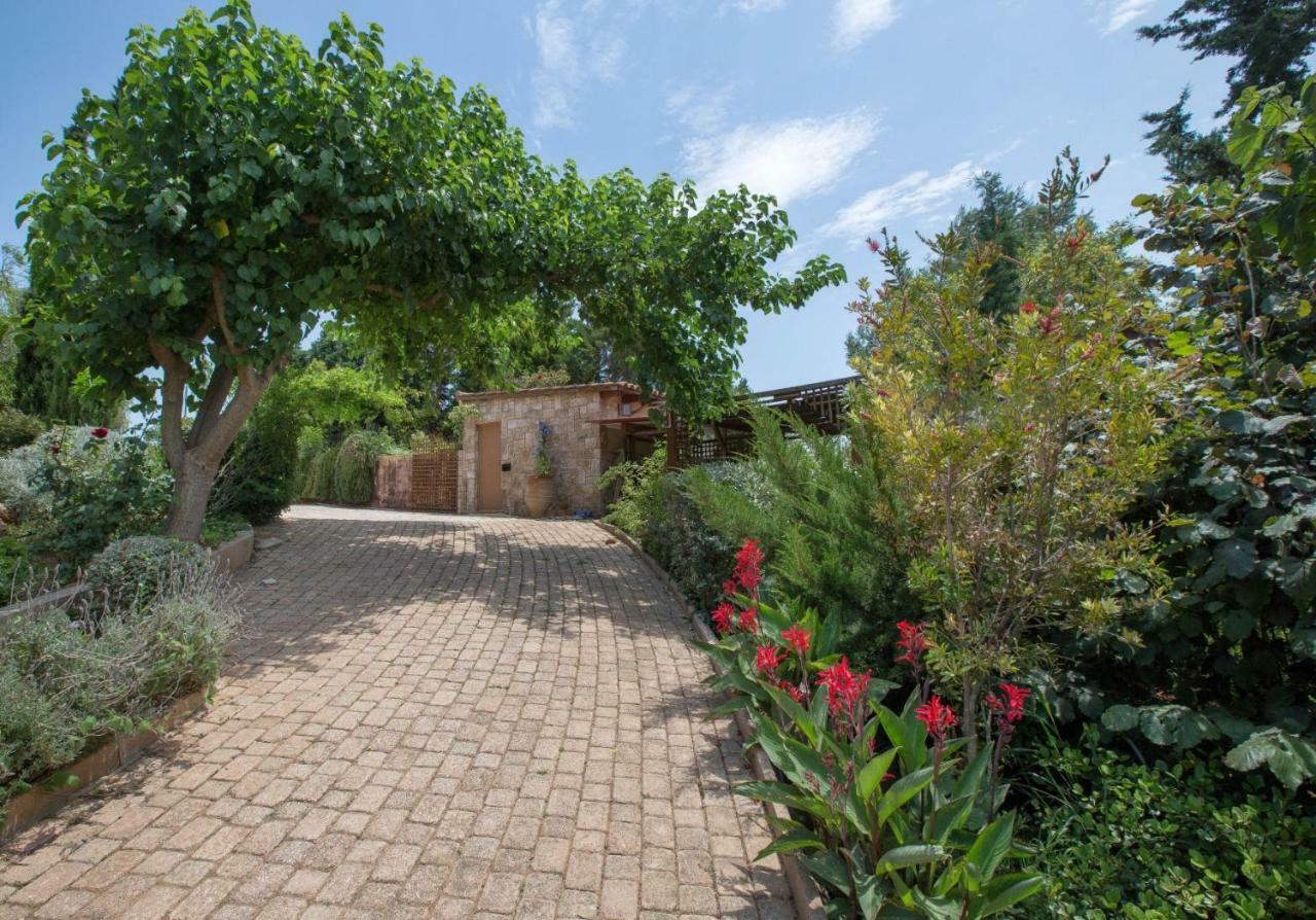 הוילה Family Getaway In Marathon By Ghh מראה חיצוני תמונה