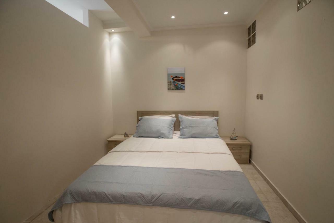 הוילה Family Getaway In Marathon By Ghh מראה חיצוני תמונה