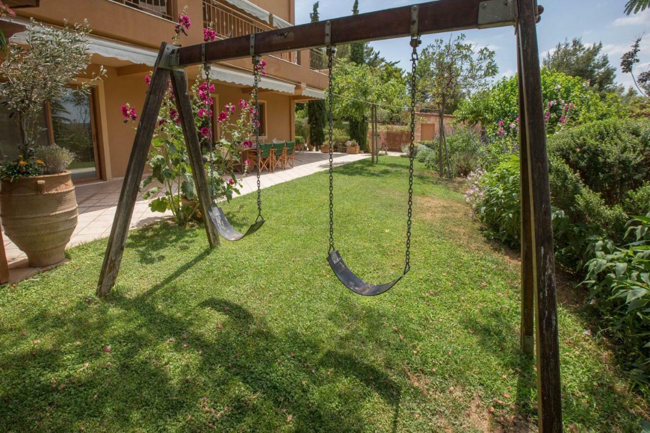 הוילה Family Getaway In Marathon By Ghh מראה חיצוני תמונה