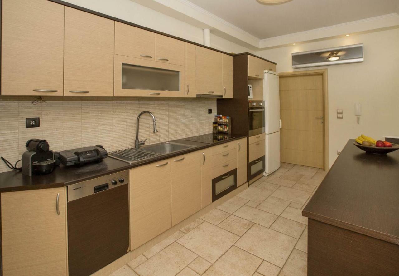 הוילה Family Getaway In Marathon By Ghh מראה חיצוני תמונה
